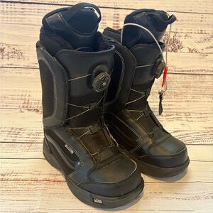 Vans Black Snowboard Boots BOA
